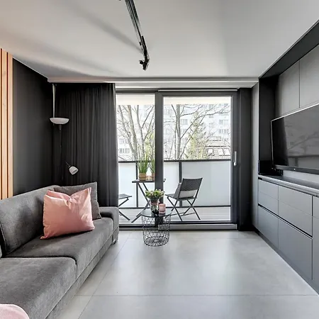 Thomas Apartment *